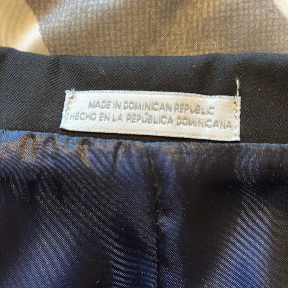 Boys Size 14, IZOD Suit jacket, Black - Picture 5 of 6